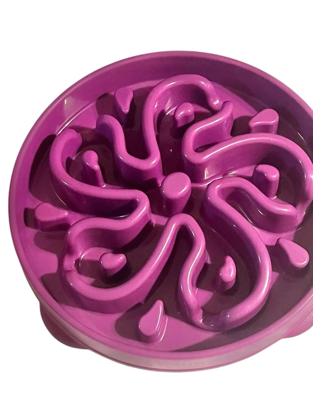 Slow-Feed Dog Bowl Large Digestion Health Magenta 11” diameter bottom grippers.